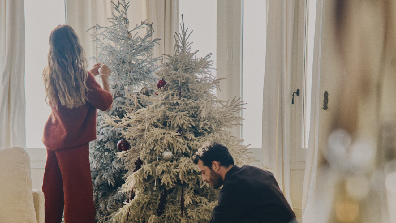 A Gift Guide For Lovers of Good Furniture